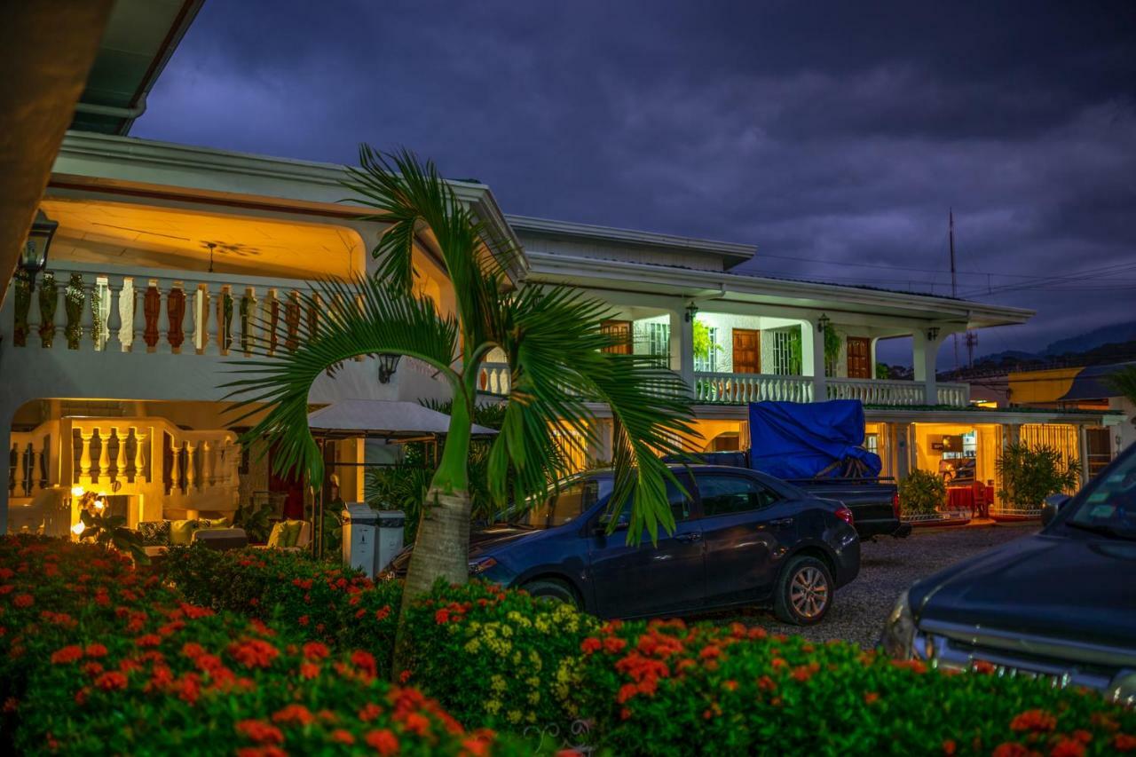 Neily Hotel Andrea מראה חיצוני תמונה